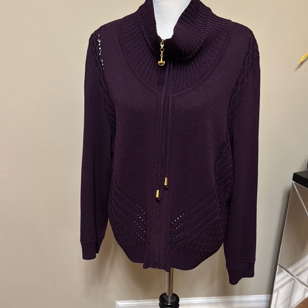 St. John Sport by Marie Gray Purple Cowl Neck Sweater Size XL pre-owned.